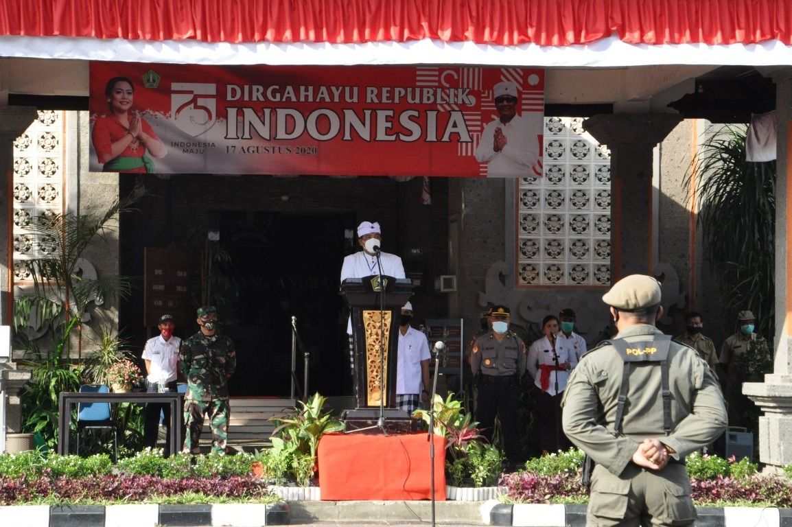 podiumnews.com-Wabup Sanjaya Pimpin Apel Penerapan Disiplin Protokol Kesehatan 